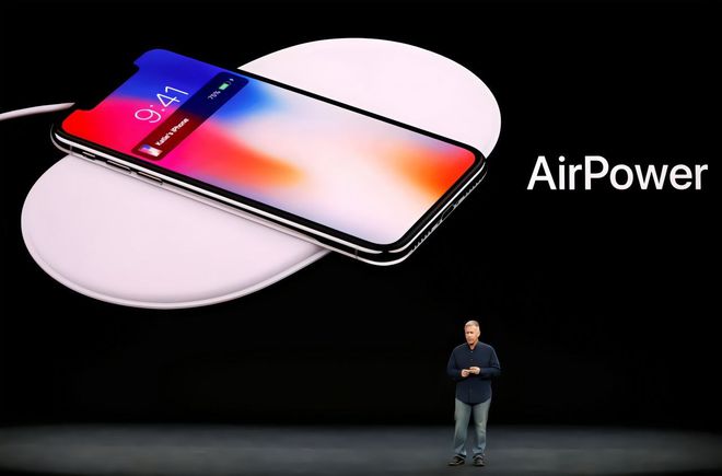 AirPower 无线充电板：可同时为三款苹果设备充电