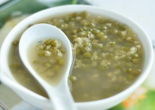 绿豆汤为什么会变红？都有清热解毒、消暑降温的效果